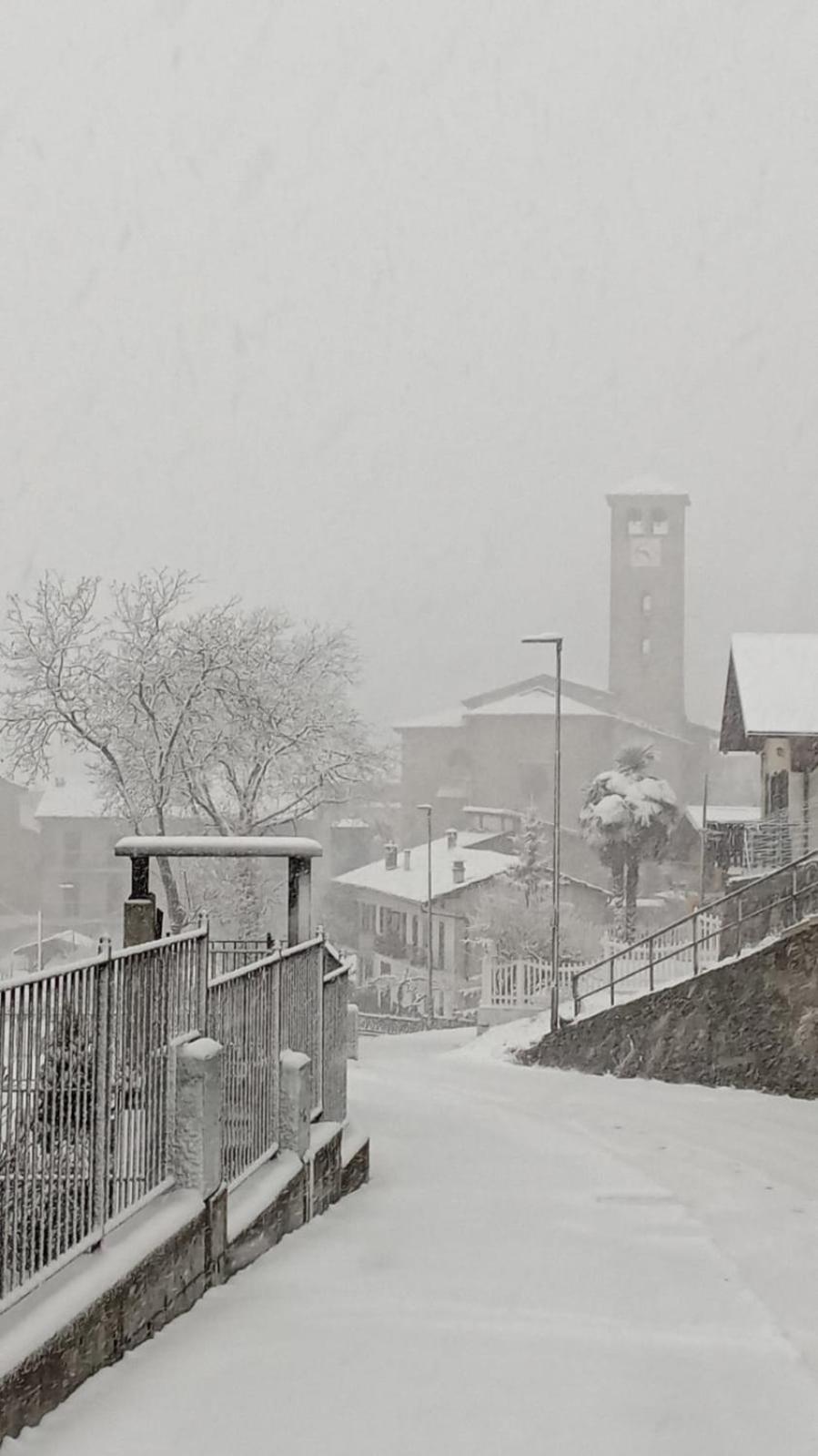 Locazione Turistica Varaita-Brossasco Exterior foto